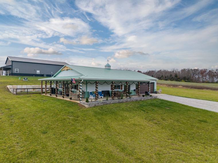 The Country Retreat exterior